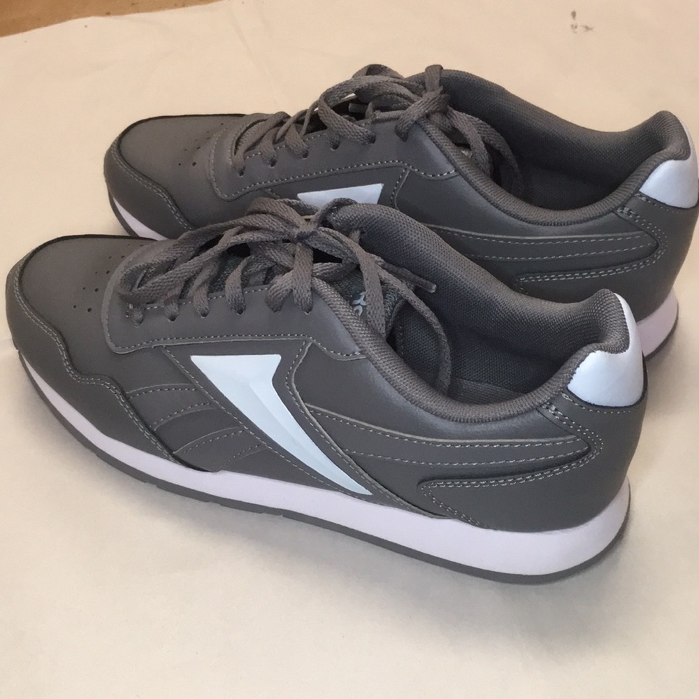 Classic leather Reebok ortholite shoes